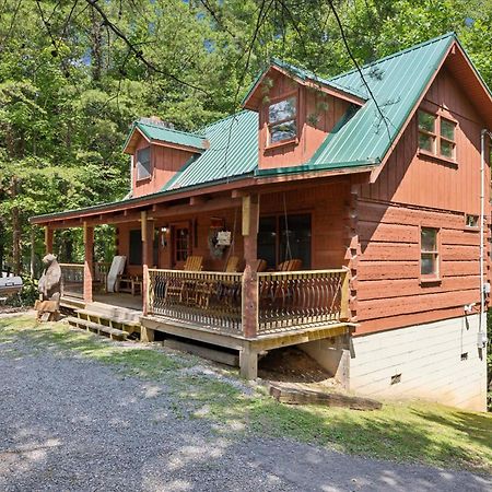 A Charming Cabin, Pool, Firepit, Hot Tub-Jacuzzi Gatlinburg Exterior foto